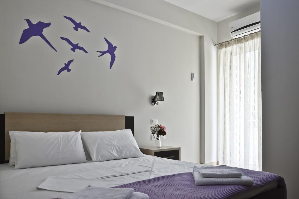 Perivolos Apartments Dhërmi Quarto foto